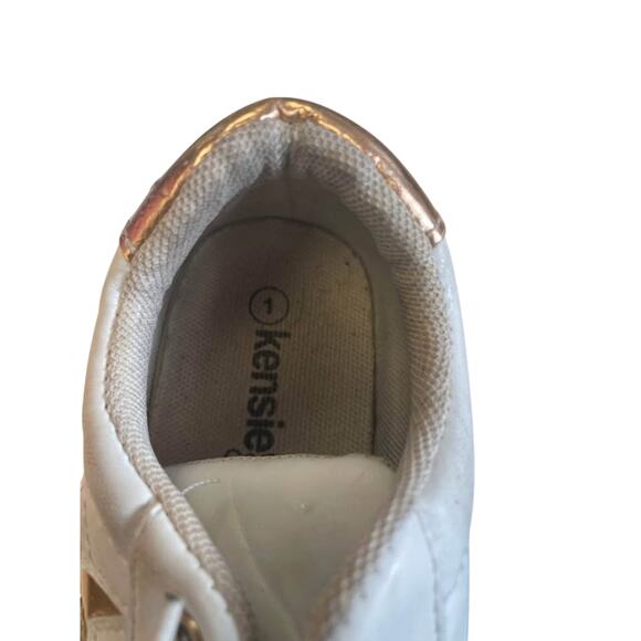 Kids sneakers - Picture 2 of 2